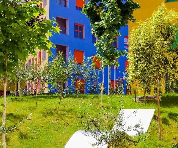 Comfy At 'mangalem21 Complex' Parking-wifi-ac-view تيرانا